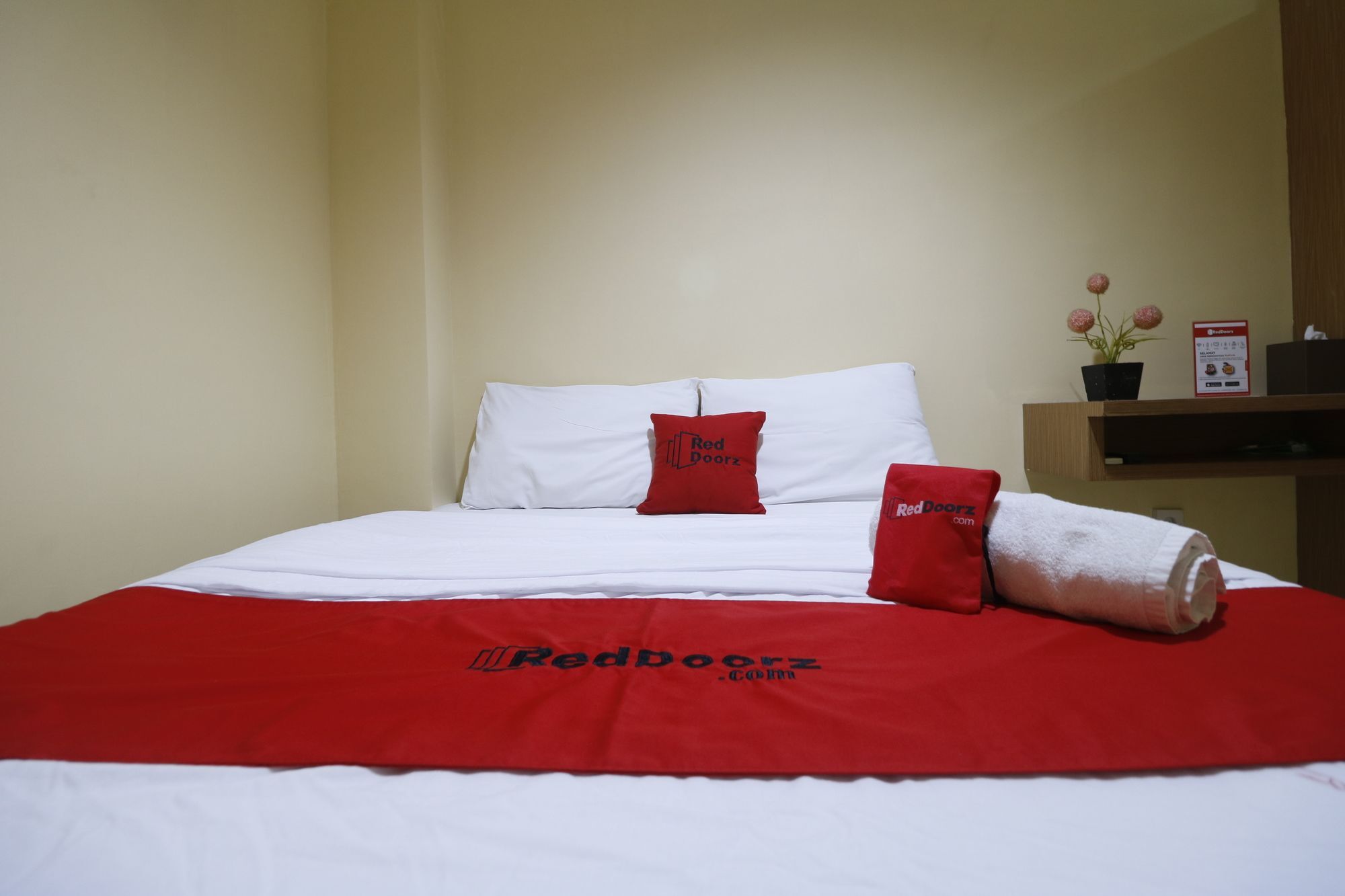 Reddoorz Near Itc Cempaka Mas Hotel Jakarta Buitenkant foto
