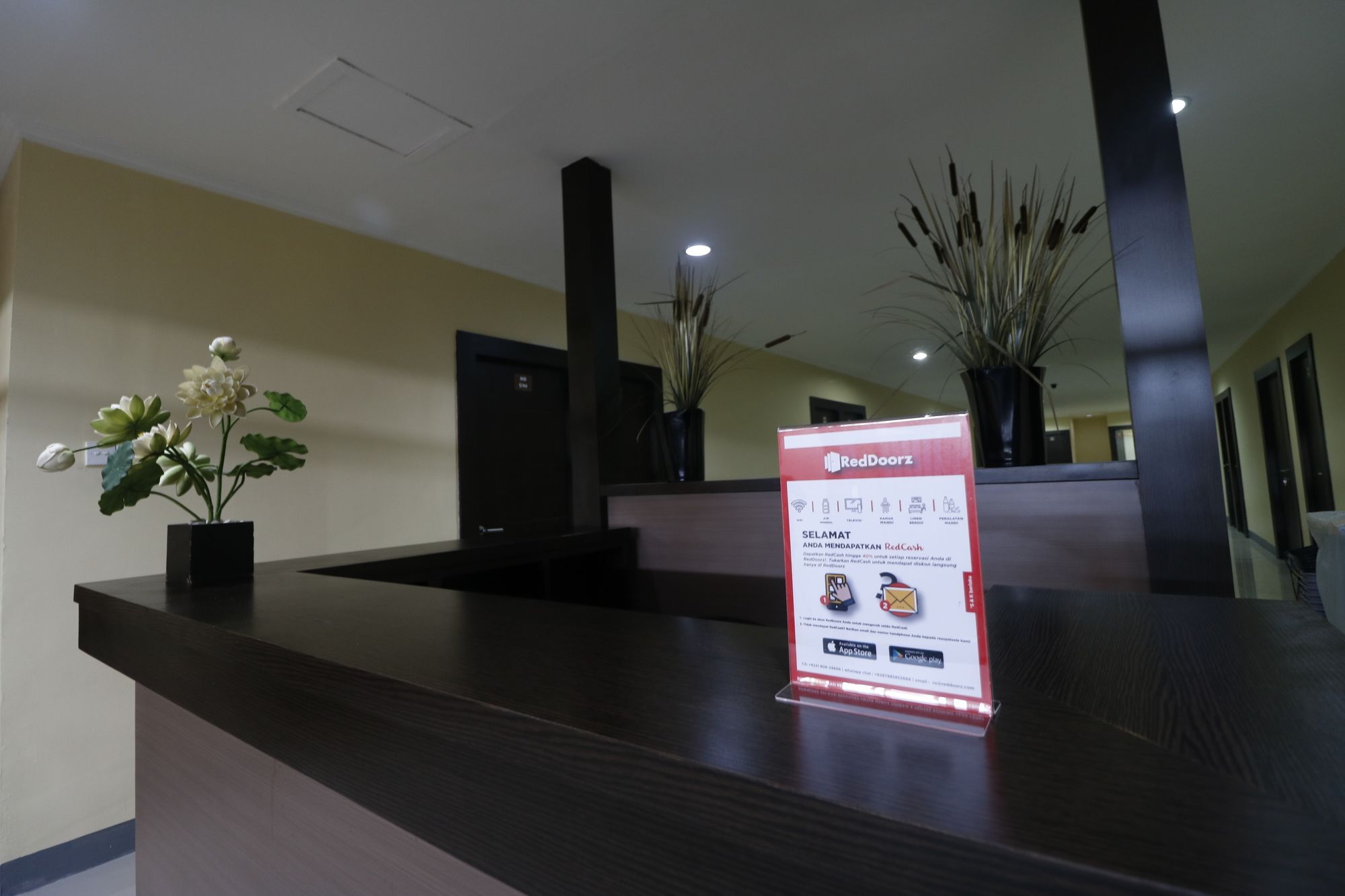Reddoorz Near Itc Cempaka Mas Hotel Jakarta Buitenkant foto